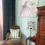 Guest house Maison Layla - Elegant In 4*