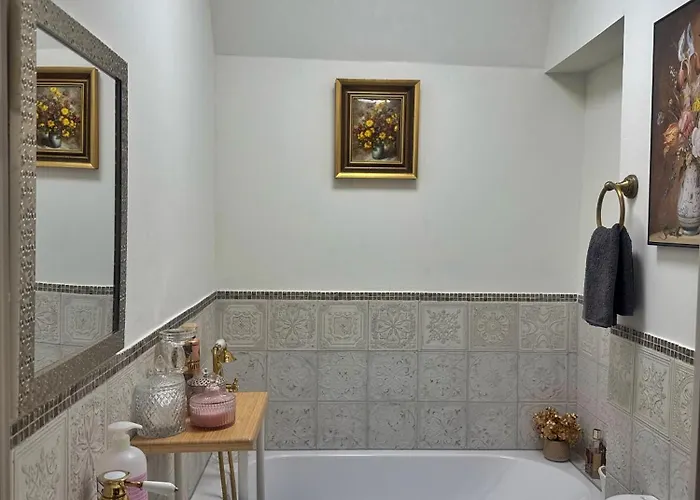 Maison Layla - Elegant In 4*